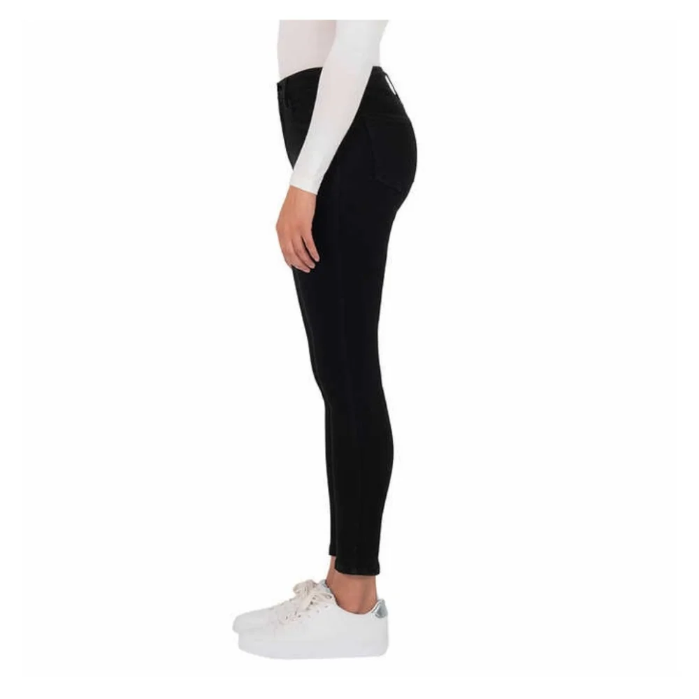 Kirkland Signature Ladies' High-Rise Skinny Jean - Picture 2 of 5